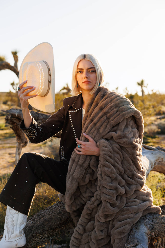 Desert Dune Lola Blanket