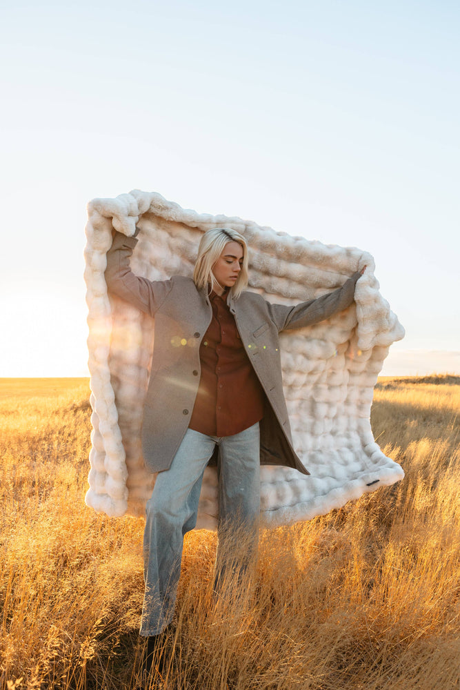 Weighted Cappuccino Lola Blanket